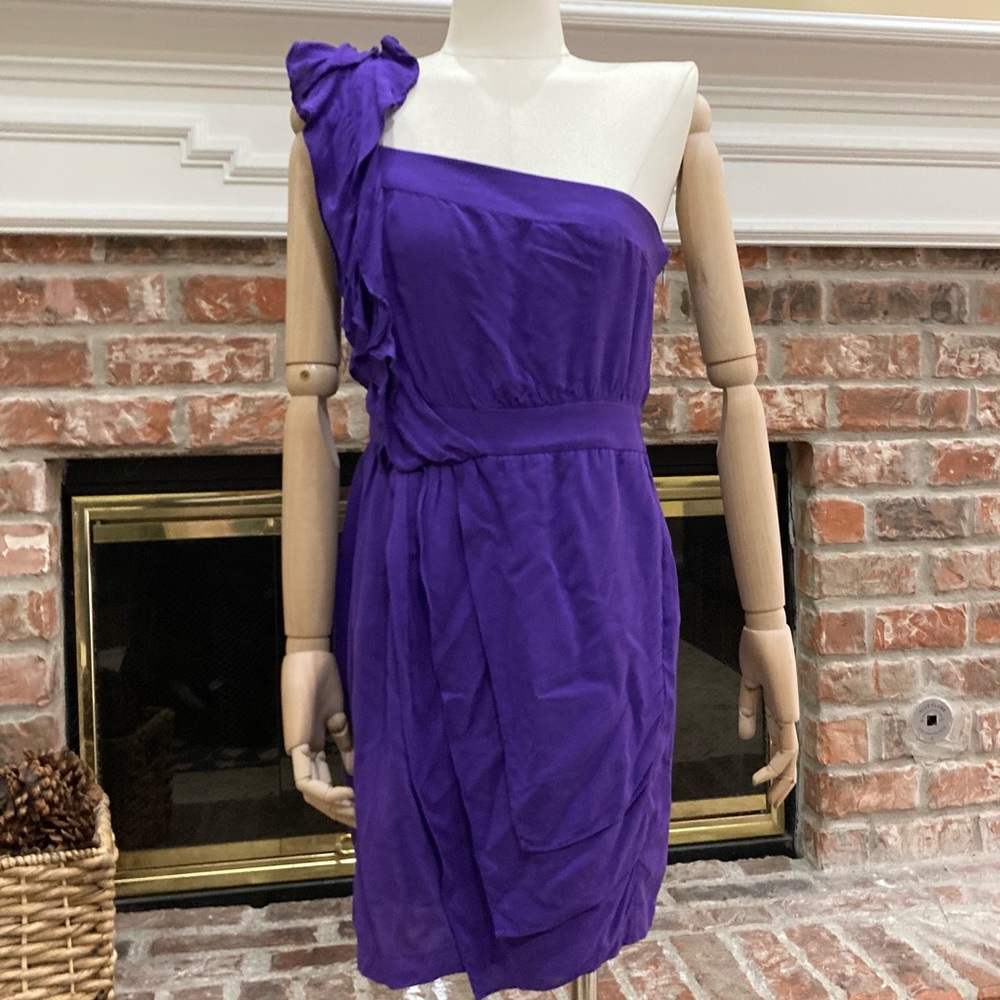💜 BCBGeneration one shoulder cocktail dress / 2 / Excellent condition